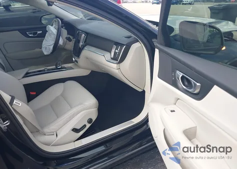 2024 Volvo S60 B5 Plus Dark Theme из США, поврежденный, VIN 7JRL12FL1RG305360